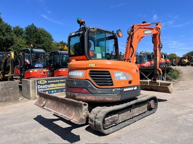 Doosan DX 63-3 - Miniexcavadora: foto 2 Doosan DX 63-3 - Miniexcavadora: foto 2