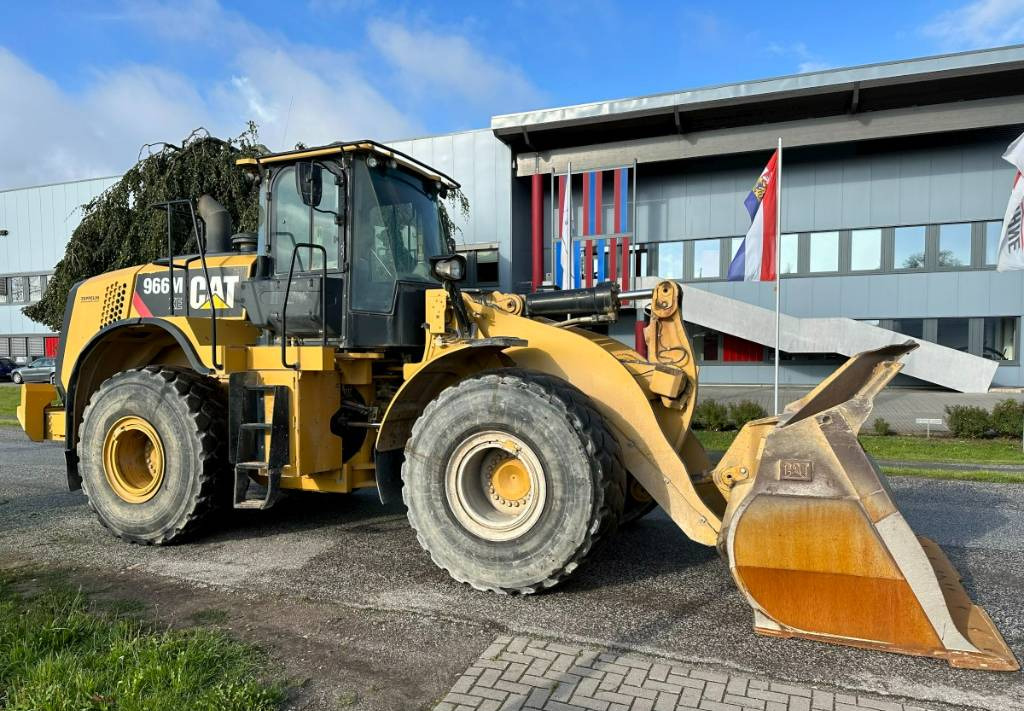 CAT 966 M XE - CE + EPA German machine! - Cargadora de ruedas: foto 1 CAT 966 M XE - CE + EPA German machine! - Cargadora de ruedas: foto 1