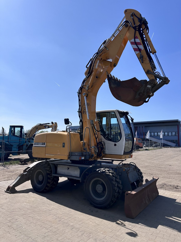LIEBHERR A 314 All hydr. lines SW 33- 30 Km/h - Excavadora de ruedas: foto 2 LIEBHERR A 314 All hydr. lines SW 33- 30 Km/h - Excavadora de ruedas: foto 2