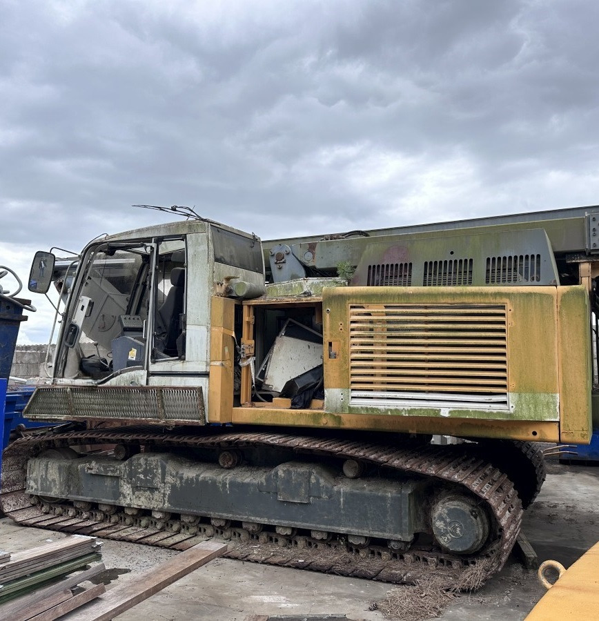 LIEBHERR LRB 155 for parts breaking dismantling - Martillo de hinca de pilotes: foto 2 LIEBHERR LRB 155 for parts breaking dismantling - Martillo de hinca de pilotes: foto 2