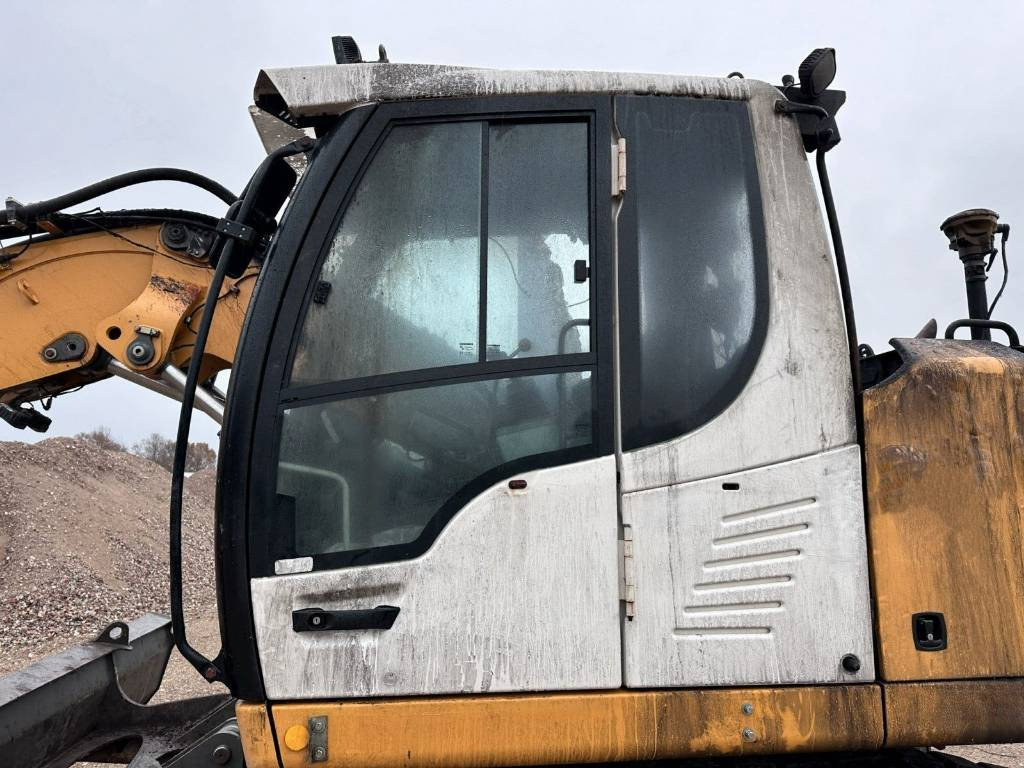 Liebherr 914 Compact for parts breaking dismantling - Excavadora de cadenas: foto 4 Liebherr 914 Compact for parts breaking dismantling - Excavadora de cadenas: foto 4