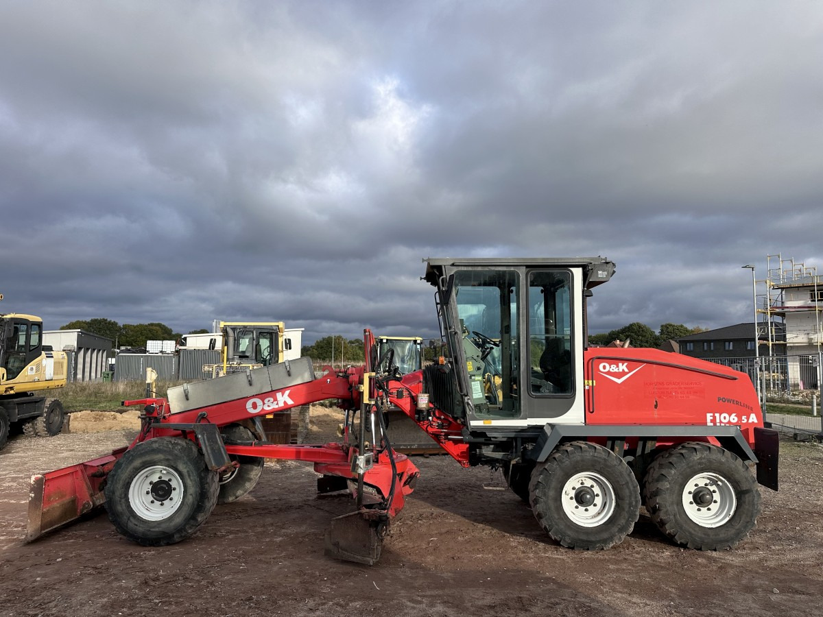 O&K F 106.5 - 6x6 Laser Topcon- Klima Cummins 6 Zyl. - Grader: foto 1 O&K F 106.5 - 6x6 Laser Topcon- Klima Cummins 6 Zyl. - Grader: foto 1