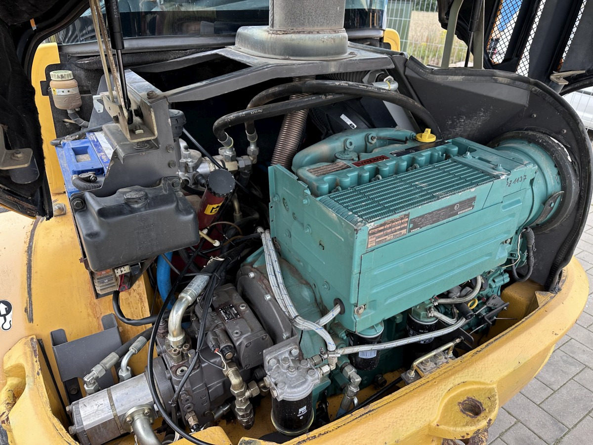 Cargadora de ruedas VOLVO L 30 B PRO 3er Kreis Klappschaufel+Palettengabel: foto 13