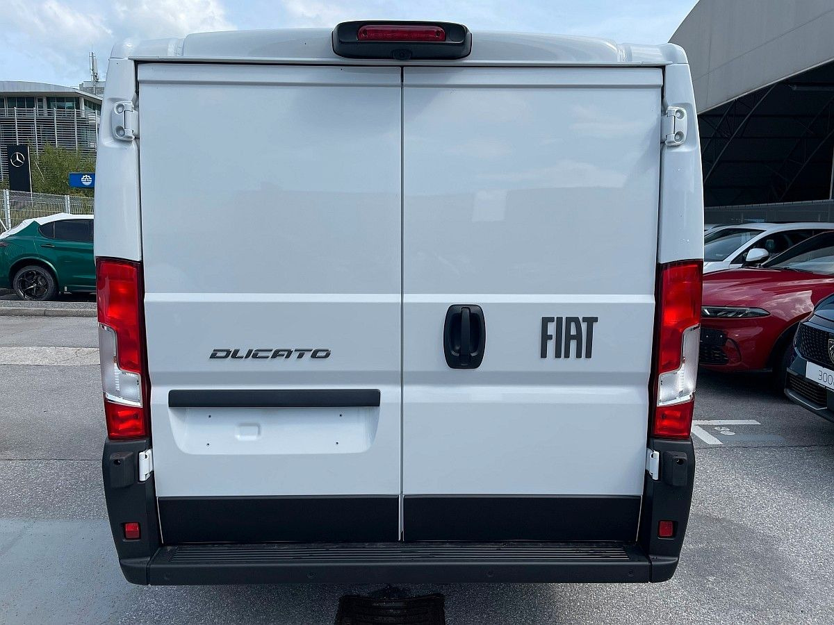 Fiat Ducato 30L L2H1-120-Klima;Temp;P.Sens;DAB+;2025 - Furgoneta pequeña: foto 4 Fiat Ducato 30L L2H1-120-Klima;Temp;P.Sens;DAB+;2025 - Furgoneta pequeña: foto 4