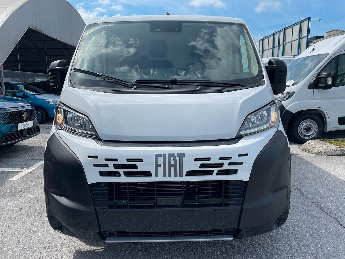 Fiat Ducato 30L L2H1-120-Klima;Temp;P.Sens;DAB+;2025 - Furgoneta pequeña: foto 2 Fiat Ducato 30L L2H1-120-Klima;Temp;P.Sens;DAB+;2025 - Furgoneta pequeña: foto 2
