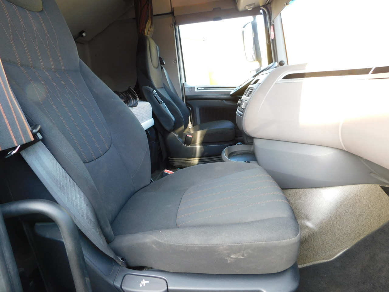 Daf Xf480ft - Cabeza tractora: foto 5 Daf Xf480ft - Cabeza tractora: foto 5
