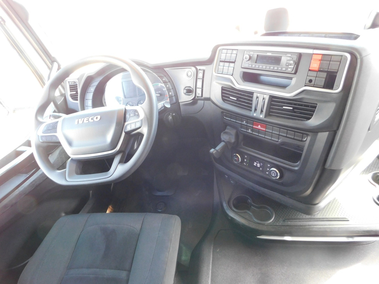 Cabeza tractora Iveco As440stfp lt: foto 6