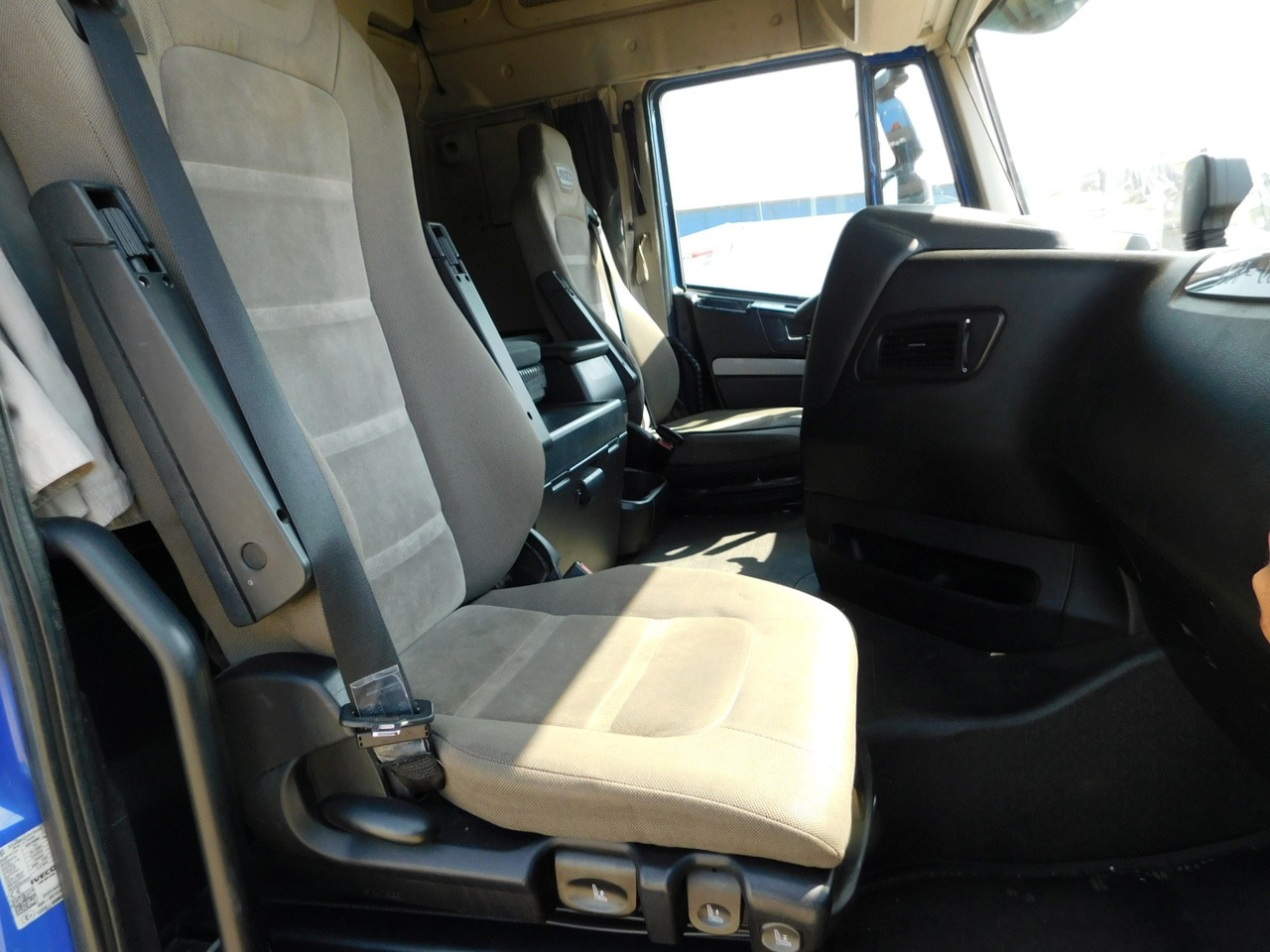 Iveco As440tp - Cabeza tractora: foto 5 Iveco As440tp - Cabeza tractora: foto 5