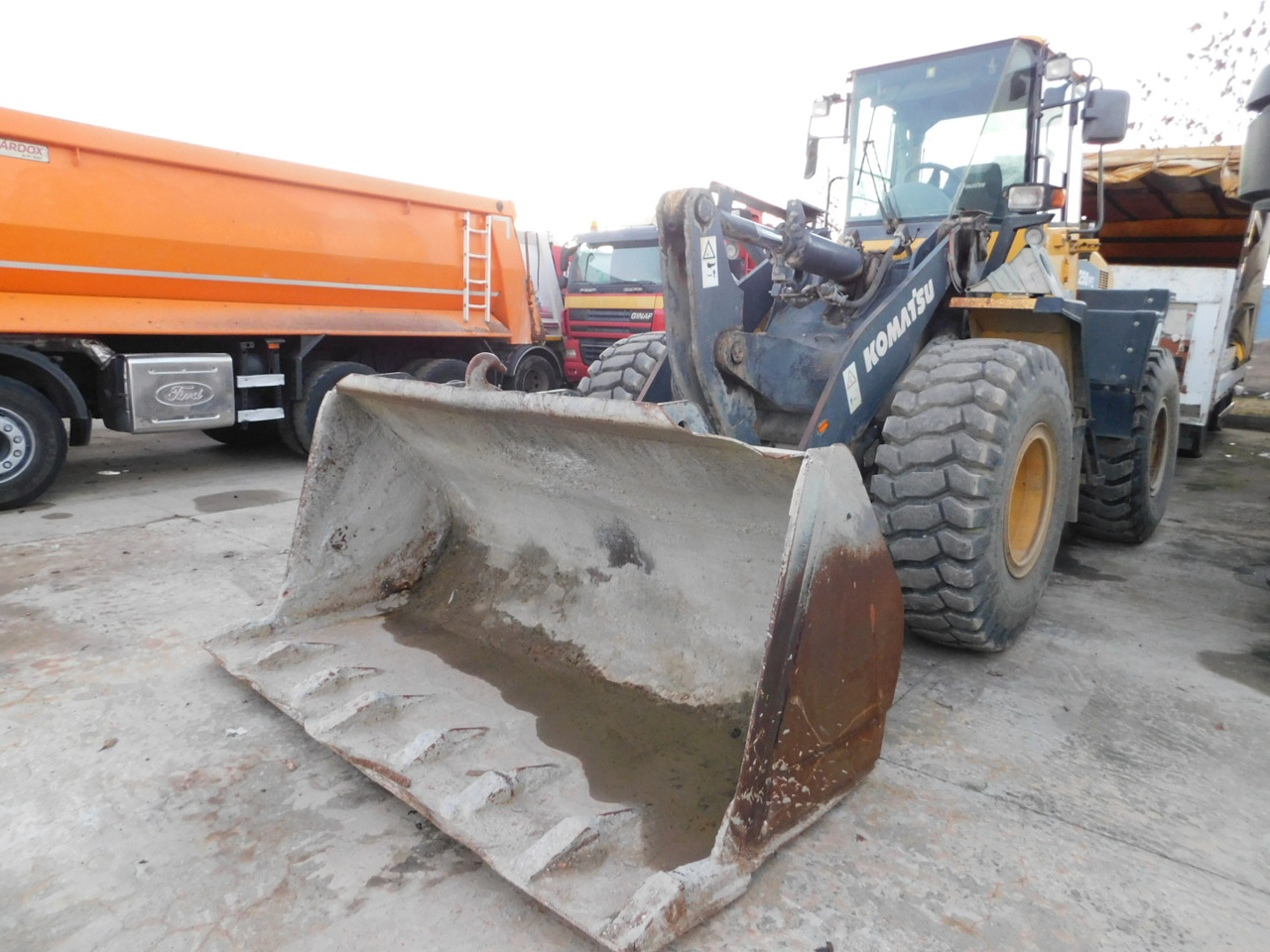 Komatsu Wa250pz 5 - Cargadora de ruedas: foto 1 Komatsu Wa250pz 5 - Cargadora de ruedas: foto 1