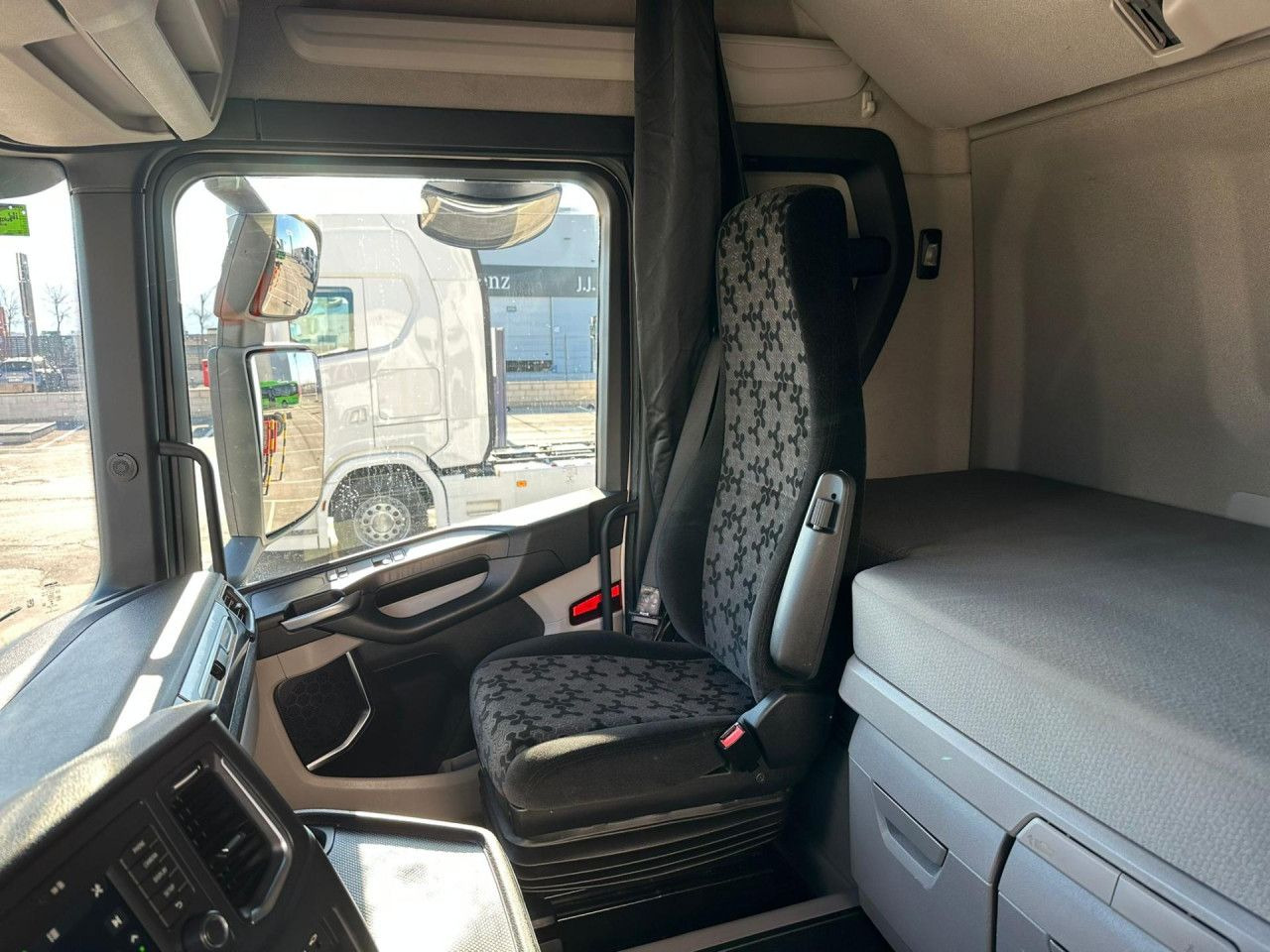 Scania R 450 - Cabeza tractora: foto 3 Scania R 450 - Cabeza tractora: foto 3
