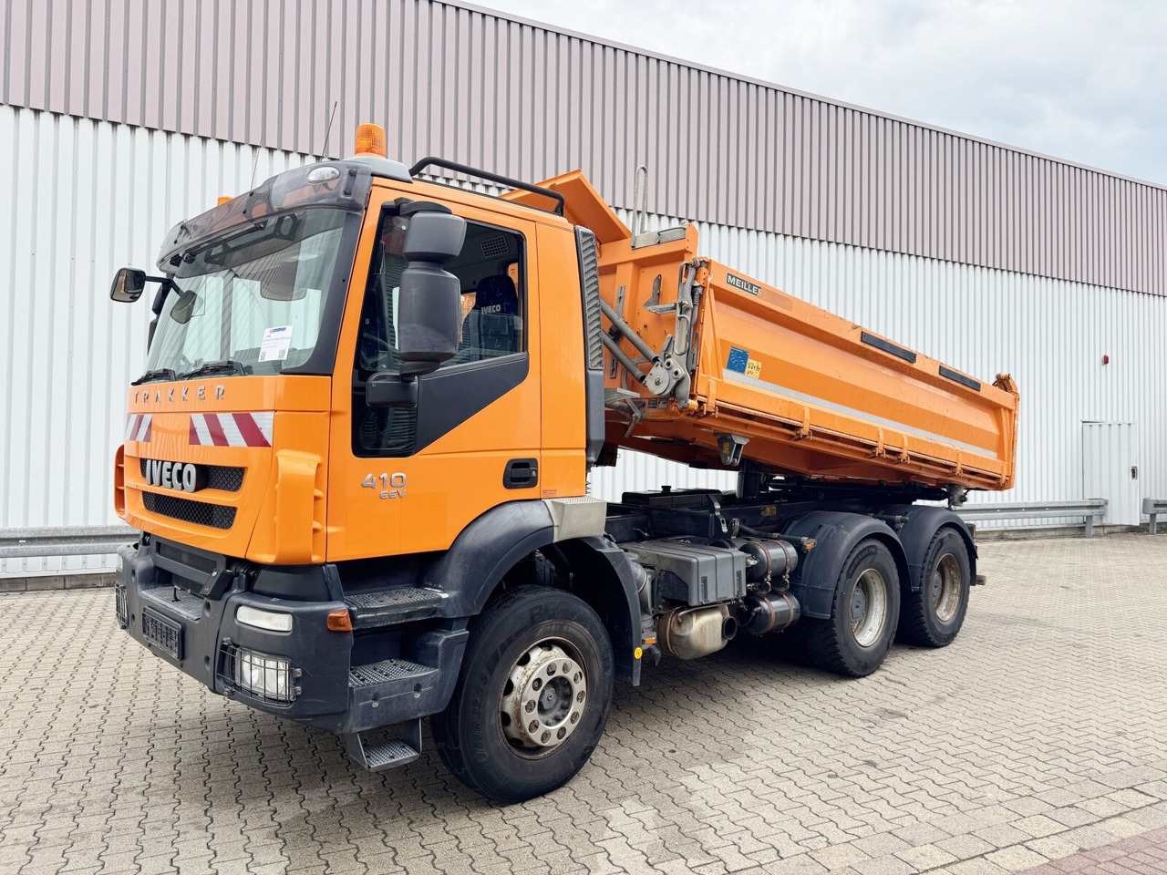 AD260T41 6x4 AD260T41 6x4, EEV - Camión volquete: foto 1 AD260T41 6x4 AD260T41 6x4, EEV - Camión volquete: foto 1