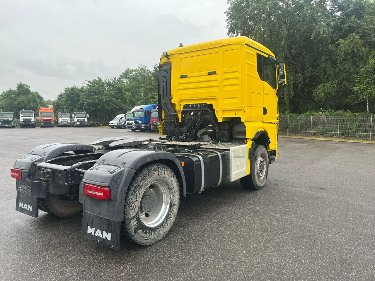 MAN TGX 18.510 4X4H BL SA TGX 18.510 4X4H BL SA, PriTarder, HydroDrive, Navi, LED, Kipphydraulik - Cabeza tractora: foto 5 MAN TGX 18.510 4X4H BL SA TGX 18.510 4X4H BL SA, PriTarder, HydroDrive, Navi, LED, Kipphydraulik - Cabeza tractora: foto 5