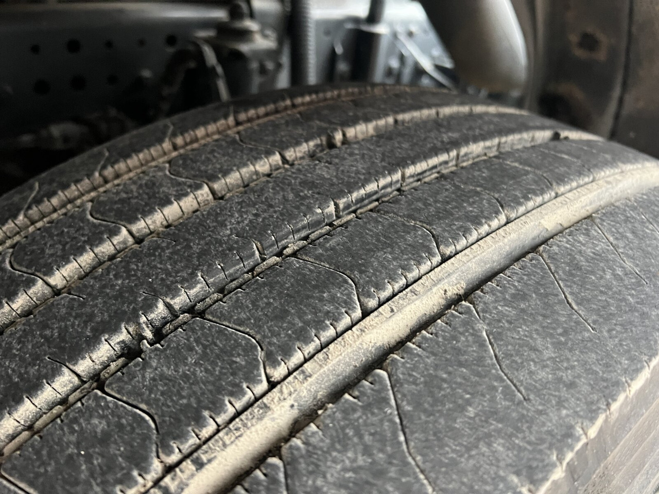 Stralis AD440S42T/P 4x2 Stralis AD440X42T/P 4x2, Ex- - Cabeza tractora: foto 3 Stralis AD440S42T/P 4x2 Stralis AD440X42T/P 4x2, Ex- - Cabeza tractora: foto 3