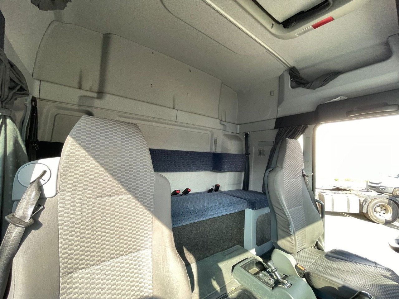 MAN TGM 18.330 4X2 LL TGM 18.330 4X2 LL, Fahrschulausstattung - Camión: foto 4 MAN TGM 18.330 4X2 LL TGM 18.330 4X2 LL, Fahrschulausstattung - Camión: foto 4