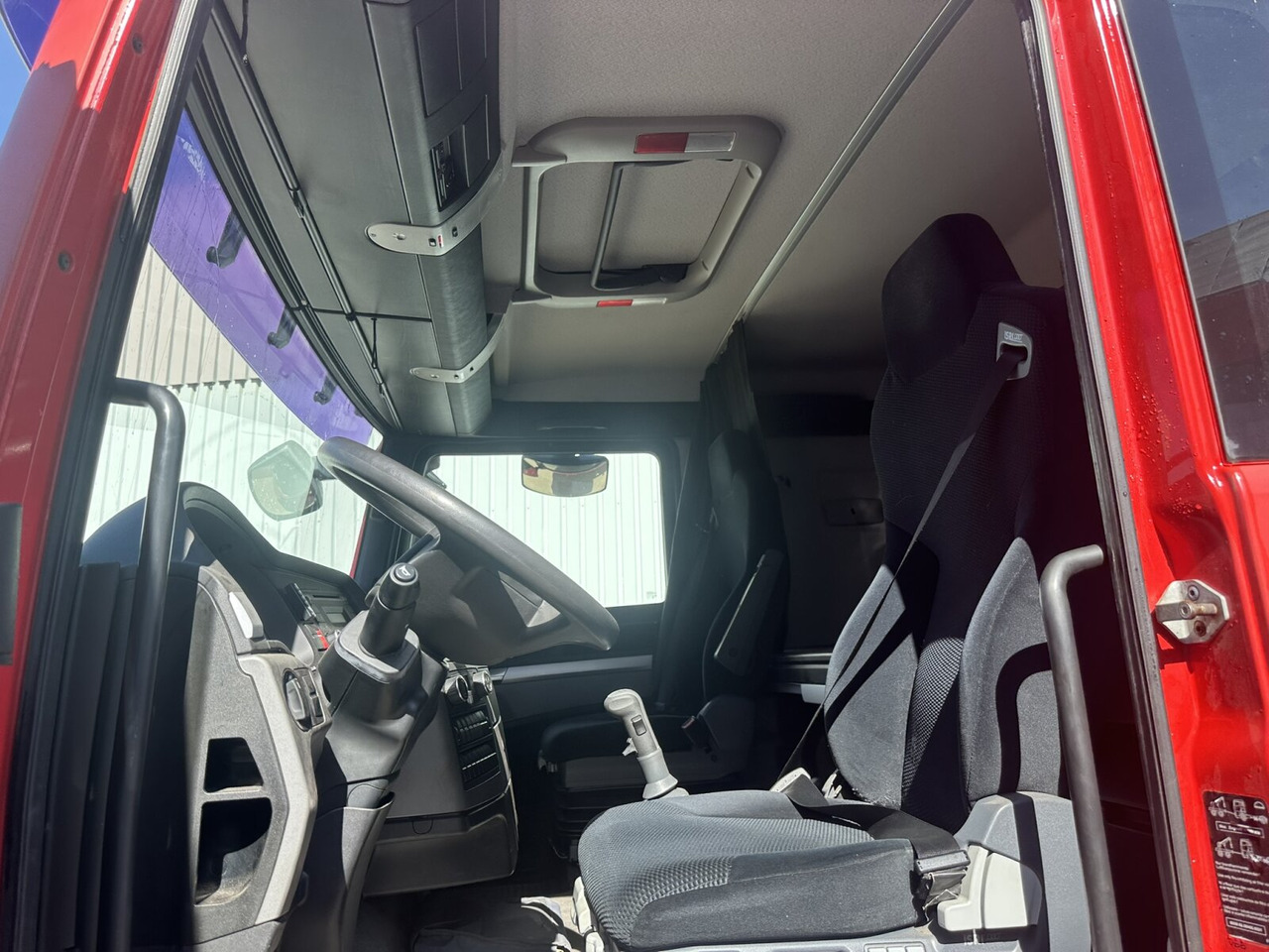 MAN TGX 18.360 4X2 LL TGX 18.360 4X2 LL, Fahrschule - Camión: foto 4 MAN TGX 18.360 4X2 LL TGX 18.360 4X2 LL, Fahrschule - Camión: foto 4