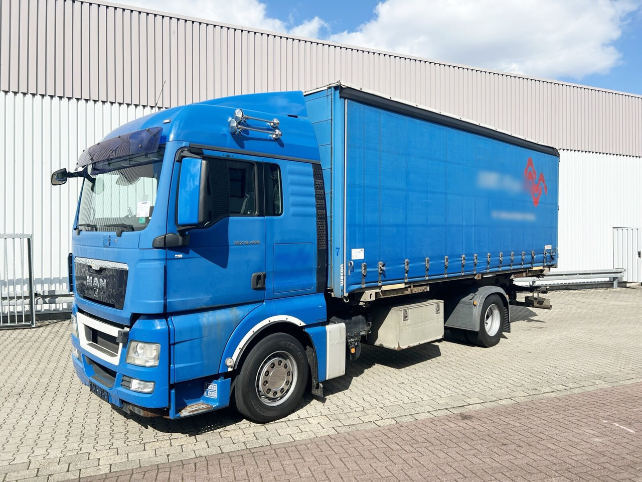 Foto del interior 1: Camión MAN TGX 18.400 4X2 LL TGX 18.400 4X2 LL, Fahrschule, XLX-Fahrerhaus