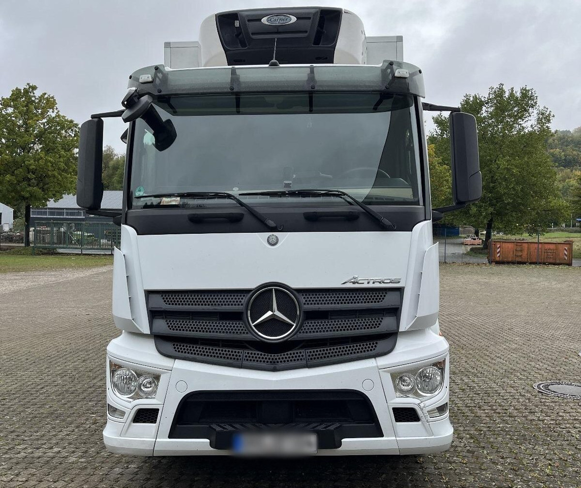 Mercedes-Benz Actros 1832 L 4x2 Actros 1832 L 4x2, Kühlkoffer, 2x Trennwand, Carrier, LBW BÄR - Camión: foto 3 Mercedes-Benz Actros 1832 L 4x2 Actros 1832 L 4x2, Kühlkoffer, 2x Trennwand, Carrier, LBW BÄR - Camión: foto 3