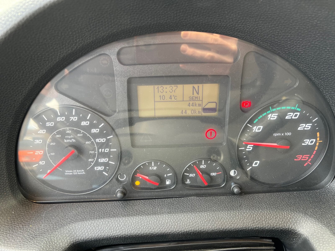 EuroCargo ML160E32 4x2 EuroCargo ML160E32 4x2, Feuerwehr - Camión multibasculante: foto 5 EuroCargo ML160E32 4x2 EuroCargo ML160E32 4x2, Feuerwehr - Camión multibasculante: foto 5