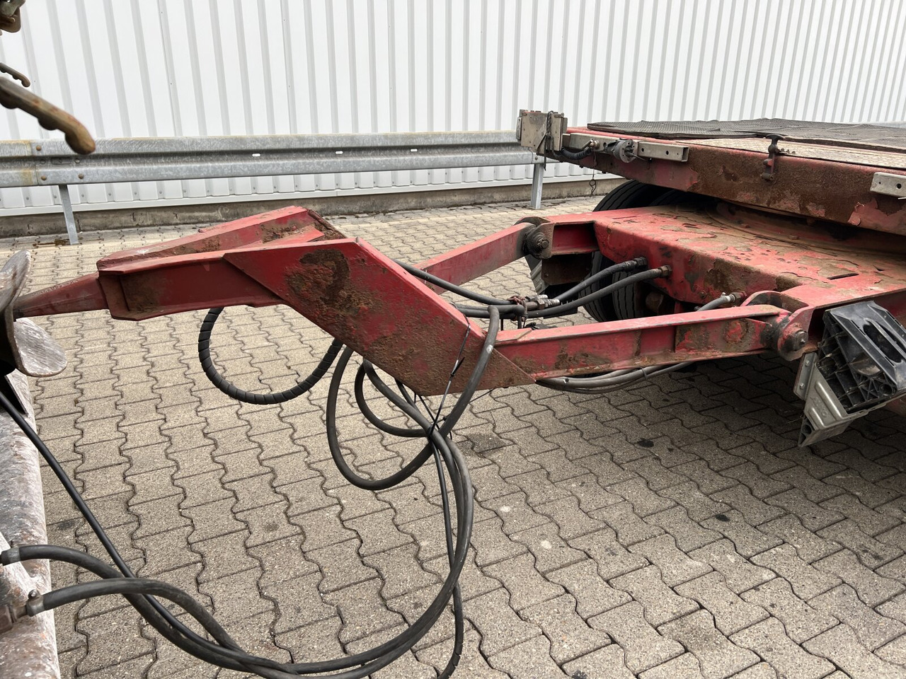 Goldhofer TU 3-24/80 TU 3-24/80, hydr. Rampen, Verbr. auf 3m - Remolque góndola rebajadas: foto 4 Goldhofer TU 3-24/80 TU 3-24/80, hydr. Rampen, Verbr. auf 3m - Remolque góndola rebajadas: foto 4