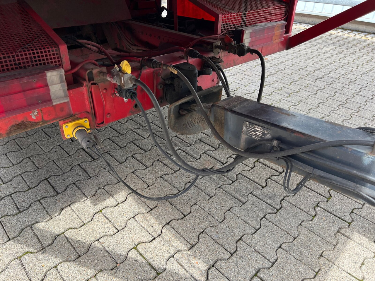 H10 Autotransportanhänger FGS, H10 Autotransportanhänger, Durchladesystem, Liftplateau, Funk, 57 cbm - Remolque portavehículos: foto 4 H10 Autotransportanhänger FGS, H10 Autotransportanhänger, Durchladesystem, Liftplateau, Funk, 57 cbm - Remolque portavehículos: foto 4