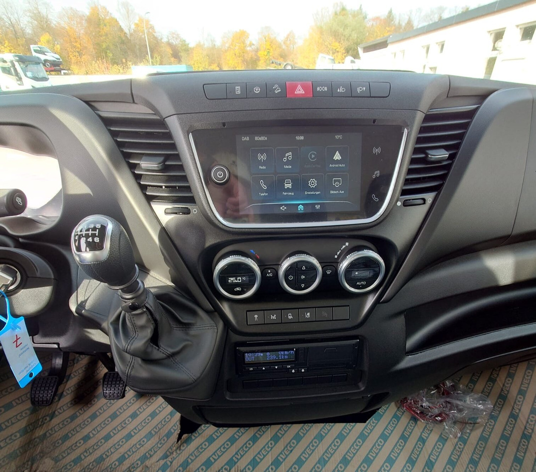 Iveco Daily 72C18H/P DK 4x2 Daily 72C18H/P DK 4x2, Nebenantrieb - Camión chasis: foto 3 Iveco Daily 72C18H/P DK 4x2 Daily 72C18H/P DK 4x2, Nebenantrieb - Camión chasis: foto 3