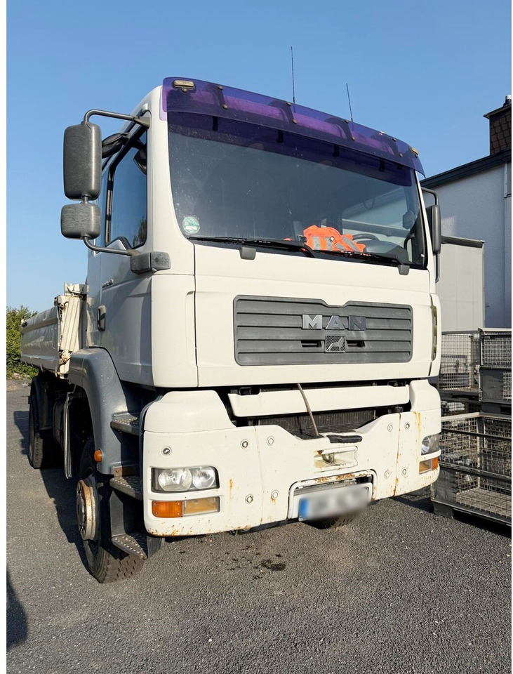 MAN TGA 18.360 4X4 BB TGA 18.360 4X4 BB - Camión volquete: foto 2 MAN TGA 18.360 4X4 BB TGA 18.360 4X4 BB - Camión volquete: foto 2