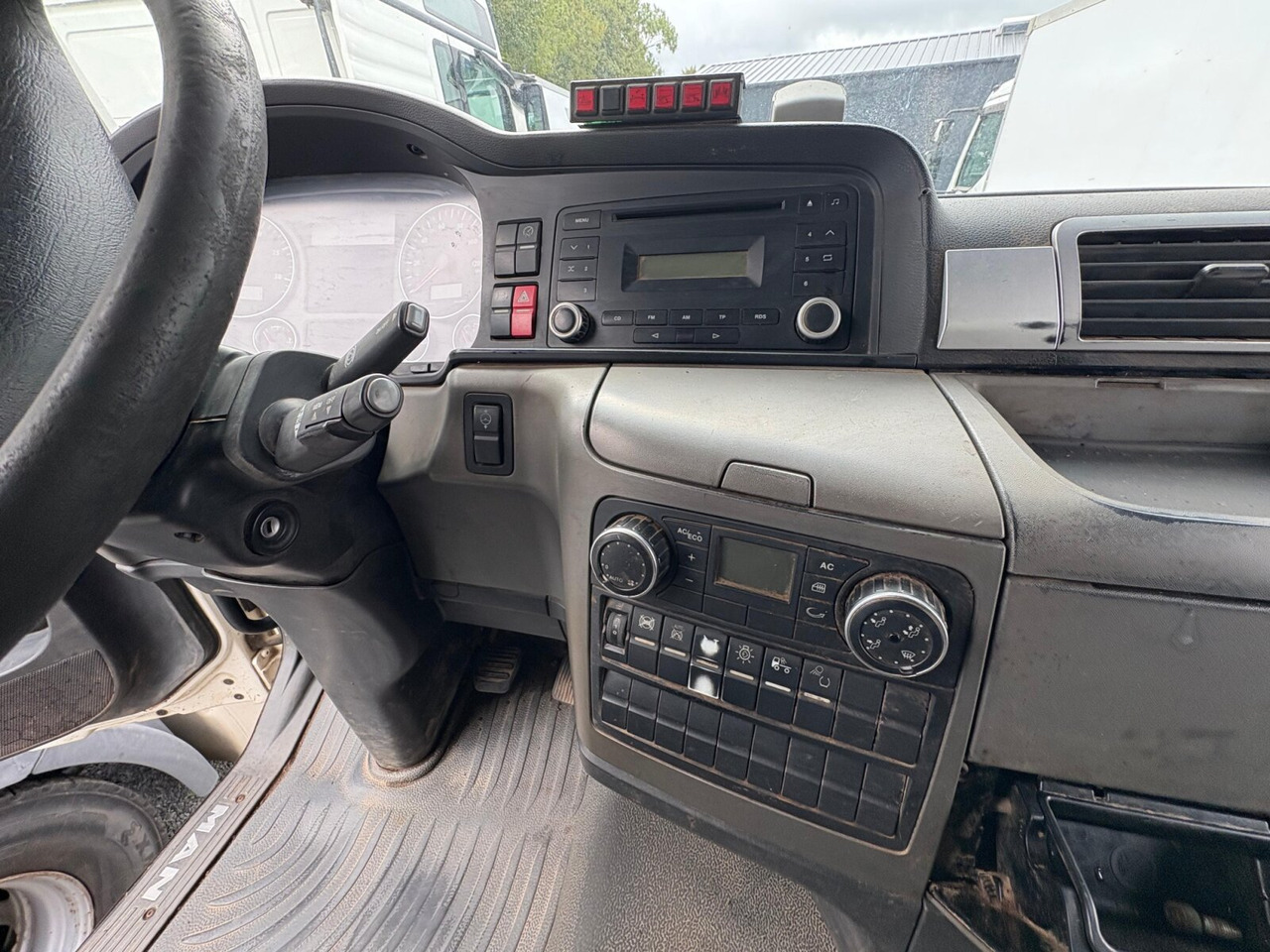 MAN TGS 18.360 4X2 BL TGS 18.360 4X2 BL, Hyva 10.45 S, Teleskopabrollanlage - Camión multibasculante: foto 3 MAN TGS 18.360 4X2 BL TGS 18.360 4X2 BL, Hyva 10.45 S, Teleskopabrollanlage - Camión multibasculante: foto 3