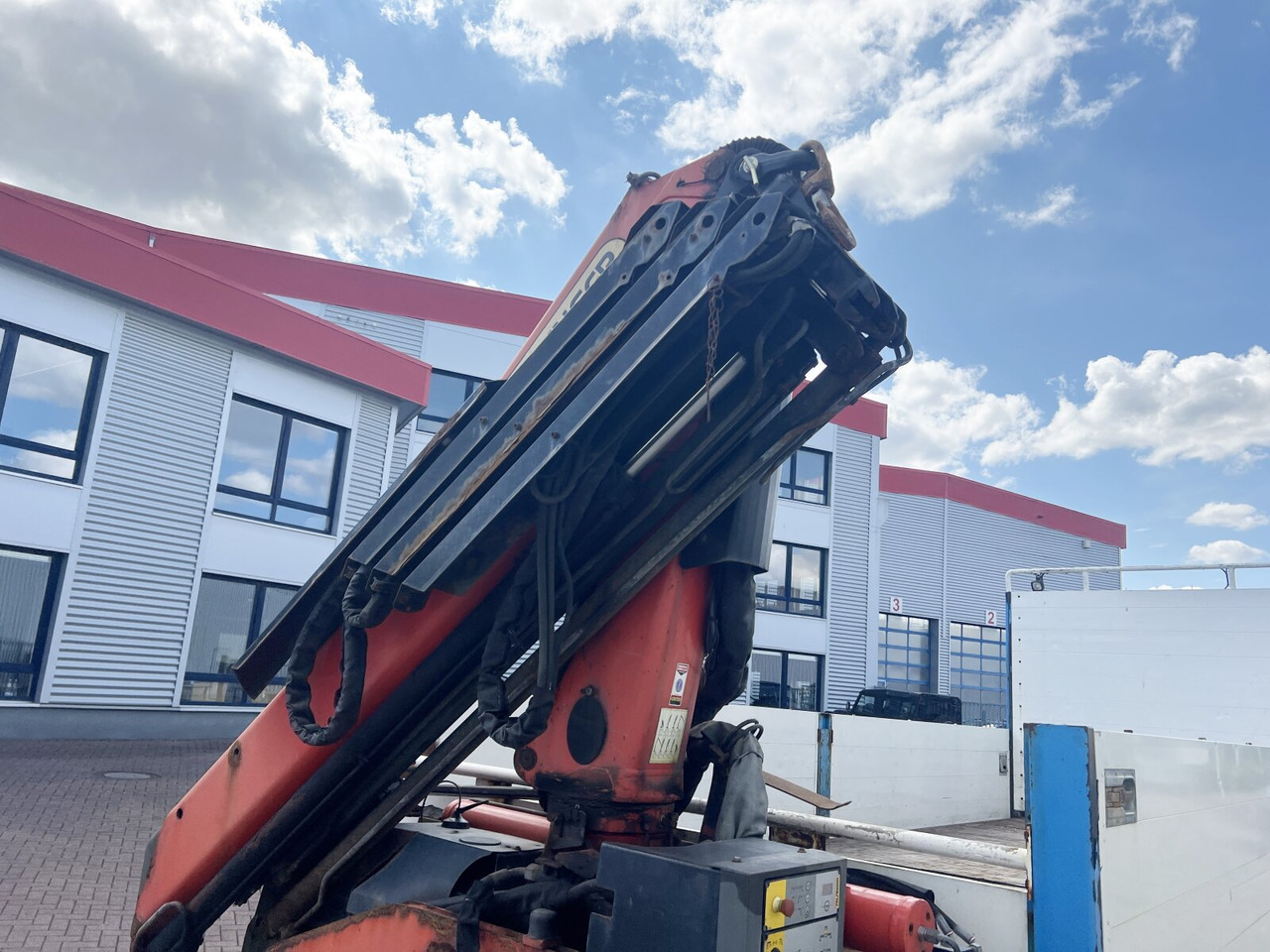 MAN TGS 18.400 4X2 BL TGS 18.400 4X2 BL, Kran PK 12002-EH B Funk, 2x AHK - Camión grúa: foto 2 MAN TGS 18.400 4X2 BL TGS 18.400 4X2 BL, Kran PK 12002-EH B Funk, 2x AHK - Camión grúa: foto 2