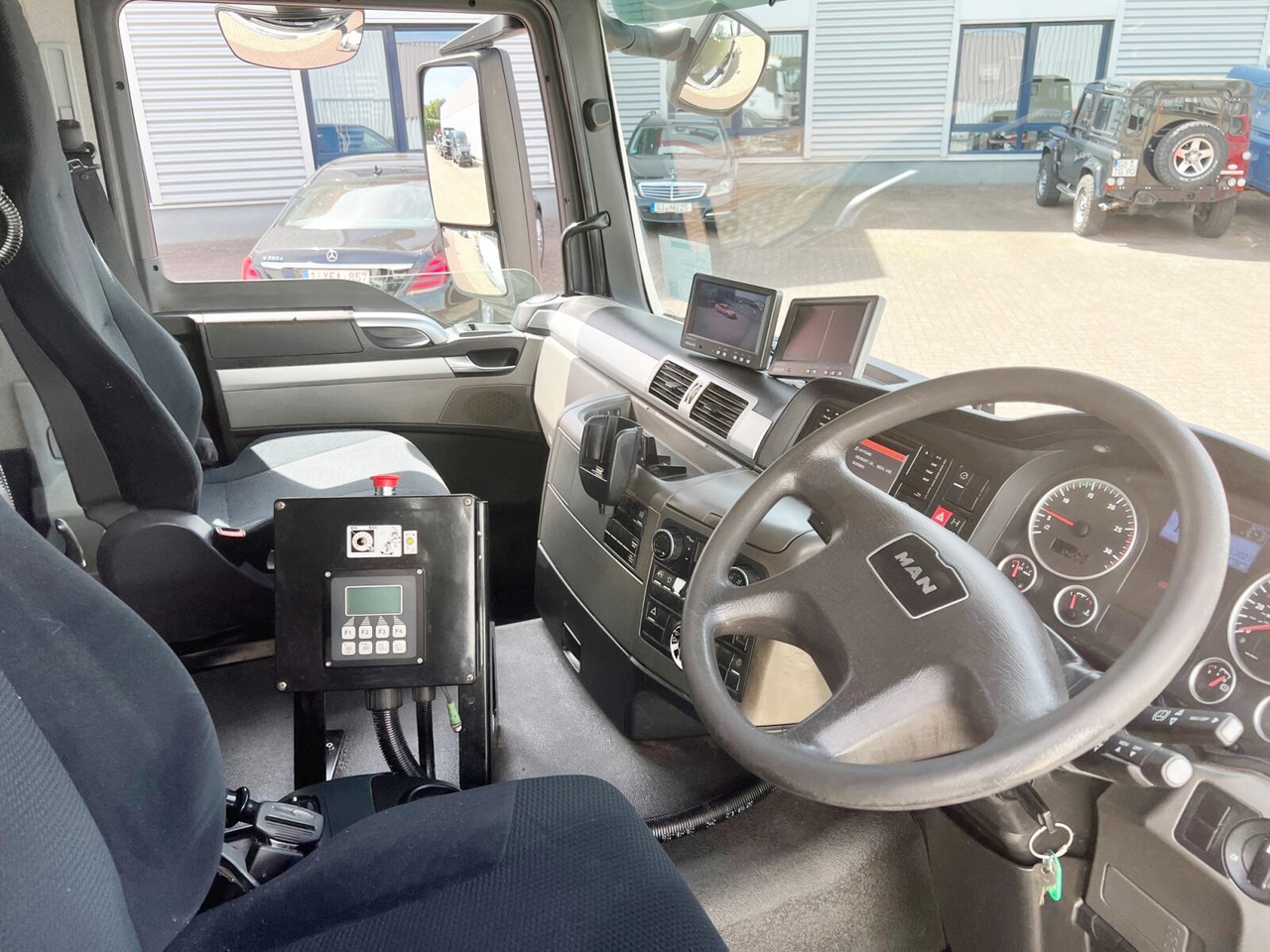 Camión de basura para transporte de basura MAN TGS 26.320 6x2-4 LL TGS 26.320/400 6x2-4 LL, Rechtslenker, Retarder, Lift-/Lenkachse, VDL Translift Seitenlader: foto 15