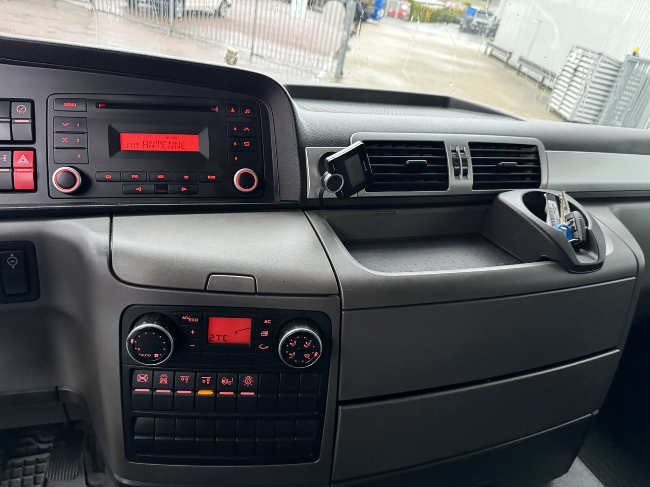 MAN TGS 26.360 6X2-2 BL TGS 26.360 6X2-2 BL, Liftachse - Camión caja abierta: foto 5 MAN TGS 26.360 6X2-2 BL TGS 26.360 6X2-2 BL, Liftachse - Camión caja abierta: foto 5