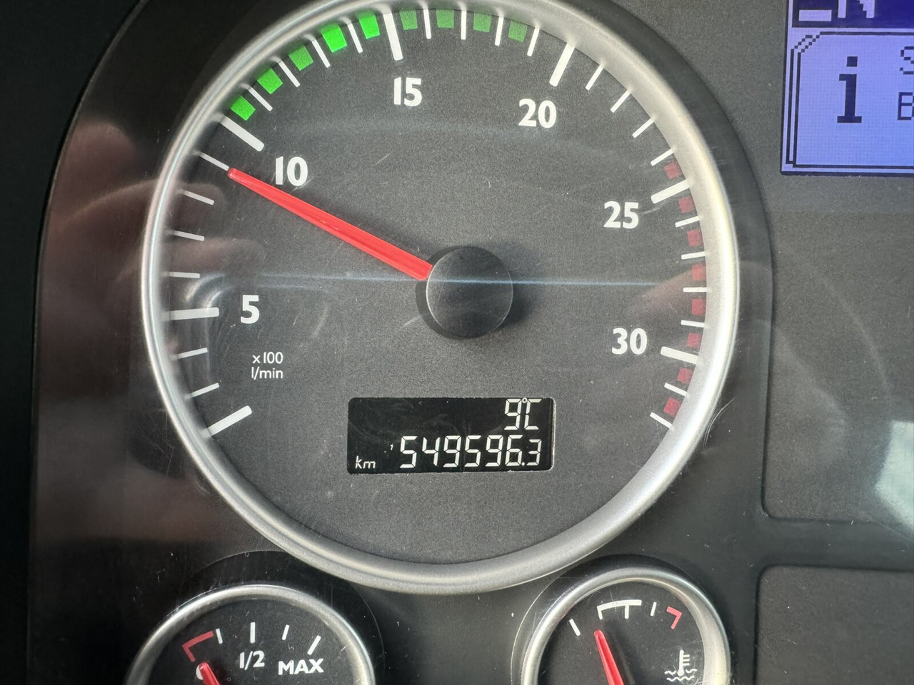 Camión portacontenedor de cadenas MAN TGS 26.400 6x2/4 BL TGS 26.400 6x2/4 BL mit Vorlauflenk-/liftachse, Multilift: foto 11 Camión portacontenedor de cadenas MAN TGS 26.400 6x2/4 BL TGS 26.400 6x2/4 BL mit Vorlauflenk-/liftachse, Multilift: foto 11