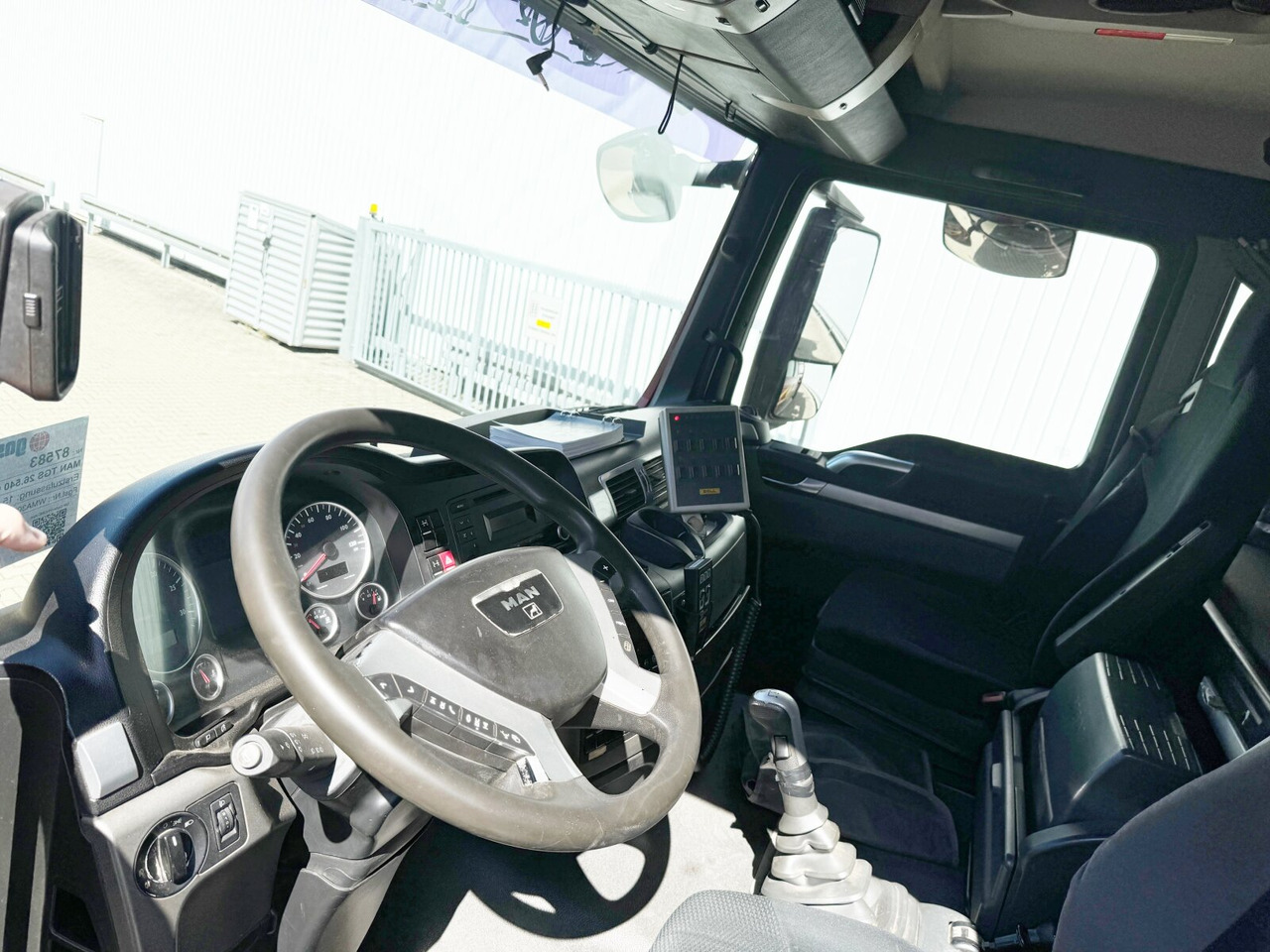 MAN TGS 26.540 6X4 BL TGS 26.540 6X4 BL, Intarder, Kran Epsilon S260L82, Langholz - Camión forestal, Camión grúa: foto 3 MAN TGS 26.540 6X4 BL TGS 26.540 6X4 BL, Intarder, Kran Epsilon S260L82, Langholz - Camión forestal, Camión grúa: foto 3