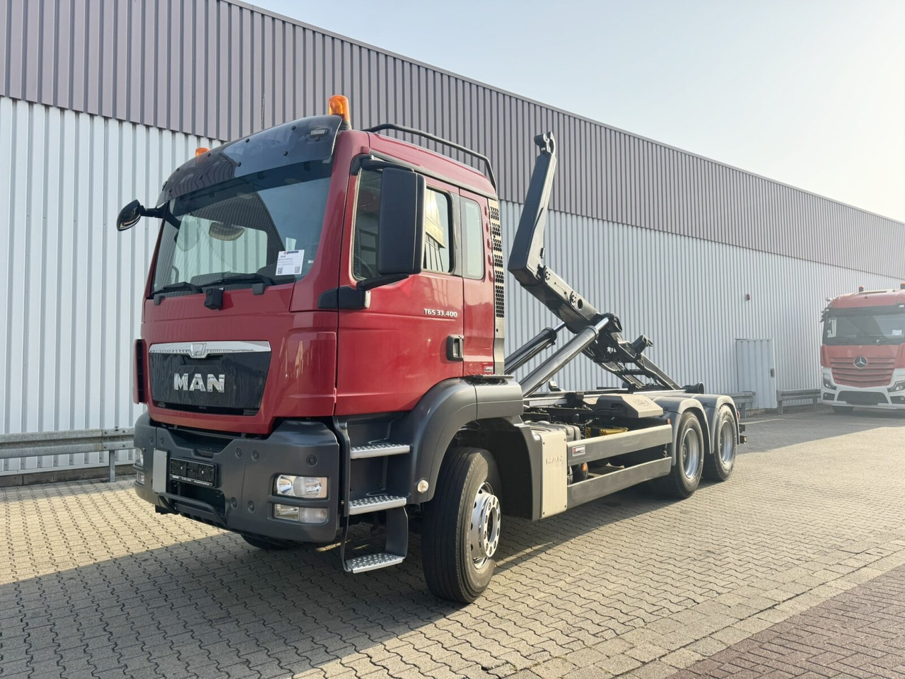 Camión multibasculante MAN TGS 33.400 6x4 BL TGS 33.400 6x4 BL, Navi: foto 1