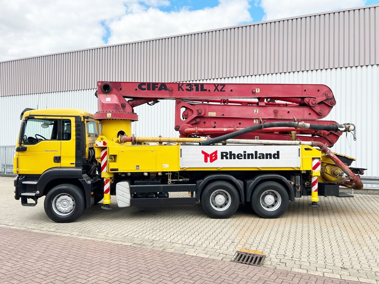 MAN TGS 33.440 6X4 BB TGS 33.440 6X4 BB, Betonpumpe CIFA K31L XZ, 31m Mast - Bomba de hormigón: foto 2 MAN TGS 33.440 6X4 BB TGS 33.440 6X4 BB, Betonpumpe CIFA K31L XZ, 31m Mast - Bomba de hormigón: foto 2