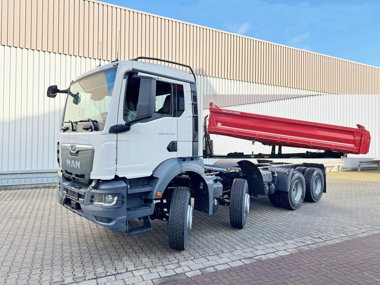 MAN TGS 41.440 8x4 BB TGS 41.440 8x4 BB, 5x VORHANDEN - Camión volquete: foto 1 MAN TGS 41.440 8x4 BB TGS 41.440 8x4 BB, 5x VORHANDEN - Camión volquete: foto 1