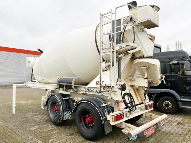 MÜLLER MITTELTAL SF32 mit Liebherr Betonmischer ca. 10m³ MÜLLER MITTELTAL SF32, Liebherr Betonmischer 10m³, 4x VORHANDEN , Liftachse - Semirremolque hormigonera: foto 4 MÜLLER MITTELTAL SF32 mit Liebherr Betonmischer ca. 10m³ MÜLLER MITTELTAL SF32, Liebherr Betonmischer 10m³, 4x VORHANDEN , Liftachse - Semirremolque hormigonera: foto 4