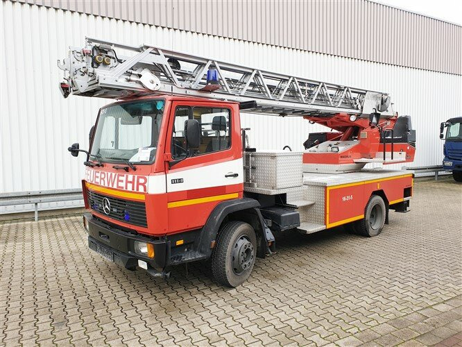 Mercedes-Benz 1114 4x2 DLK 18-12 CC Drehleiter 1114 4x2 DLK 18-12 CC Drehleiter, 24 Meter - Camión de bomberos: foto 1 Mercedes-Benz 1114 4x2 DLK 18-12 CC Drehleiter 1114 4x2 DLK 18-12 CC Drehleiter, 24 Meter - Camión de bomberos: foto 1