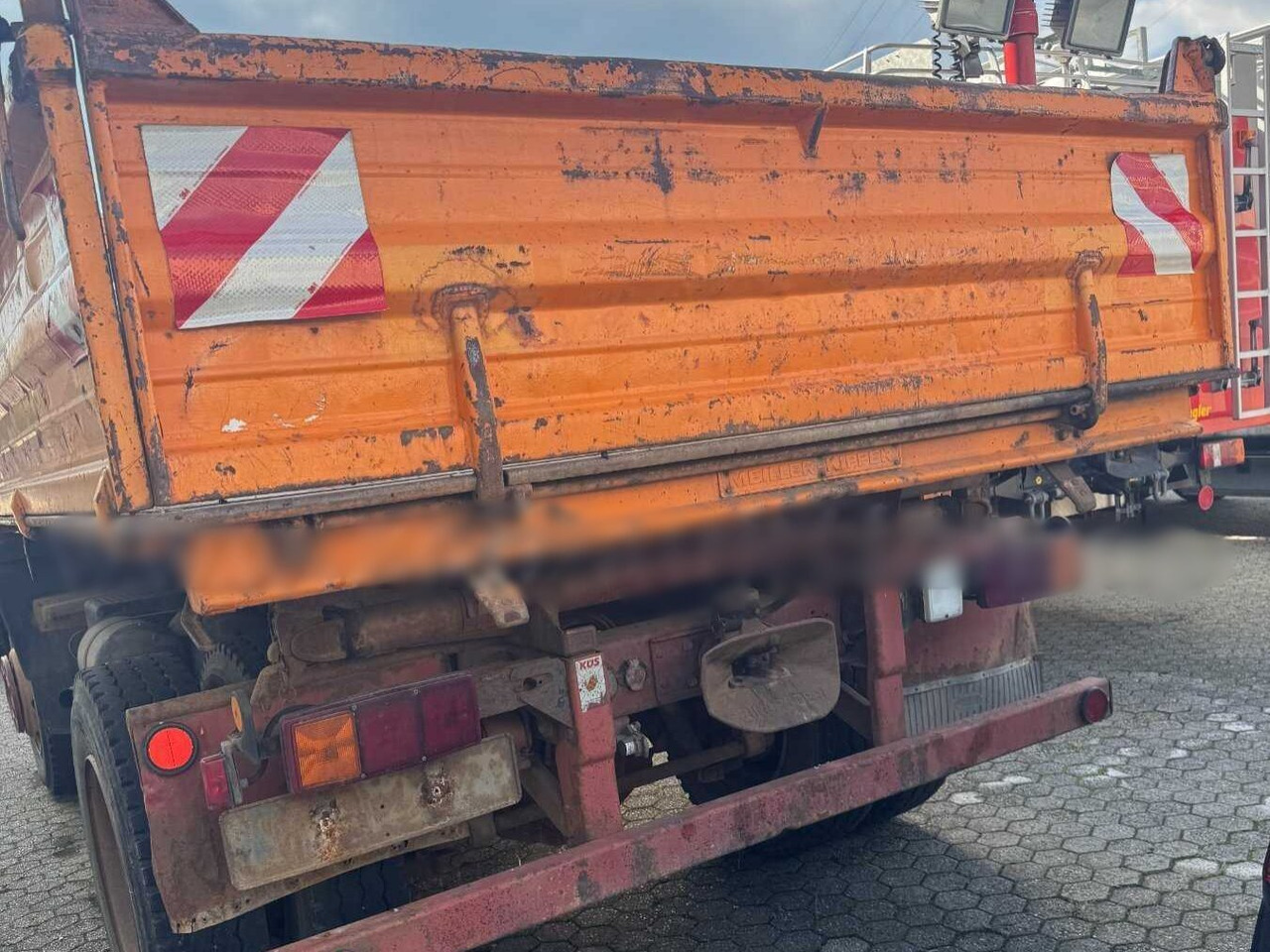 Mercedes-Benz 1314 K 4x2 1314 K 4x2, 6-Zylinder Motor - Camión volquete: foto 3 Mercedes-Benz 1314 K 4x2 1314 K 4x2, 6-Zylinder Motor - Camión volquete: foto 3