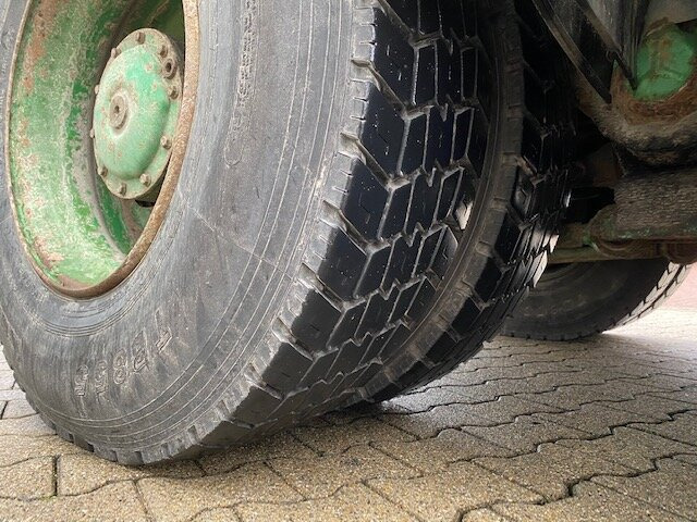 Mercedes-Benz 2635 6x4 2635 6x4, V8-Motor - Camión volquete: foto 3 Mercedes-Benz 2635 6x4 2635 6x4, V8-Motor - Camión volquete: foto 3