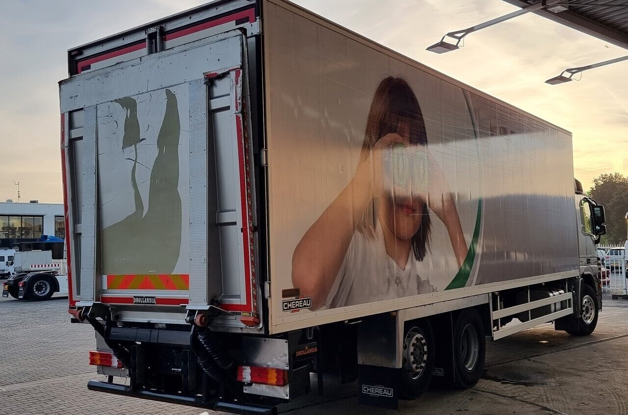 Leasing de Mercedes-Benz Actros 2532 L 6x2 Actros 2532 L 6x2, Liftachse, LBW Dhollandia Mercedes-Benz Actros 2532 L 6x2 Actros 2532 L 6x2, Liftachse, LBW Dhollandia: foto 9