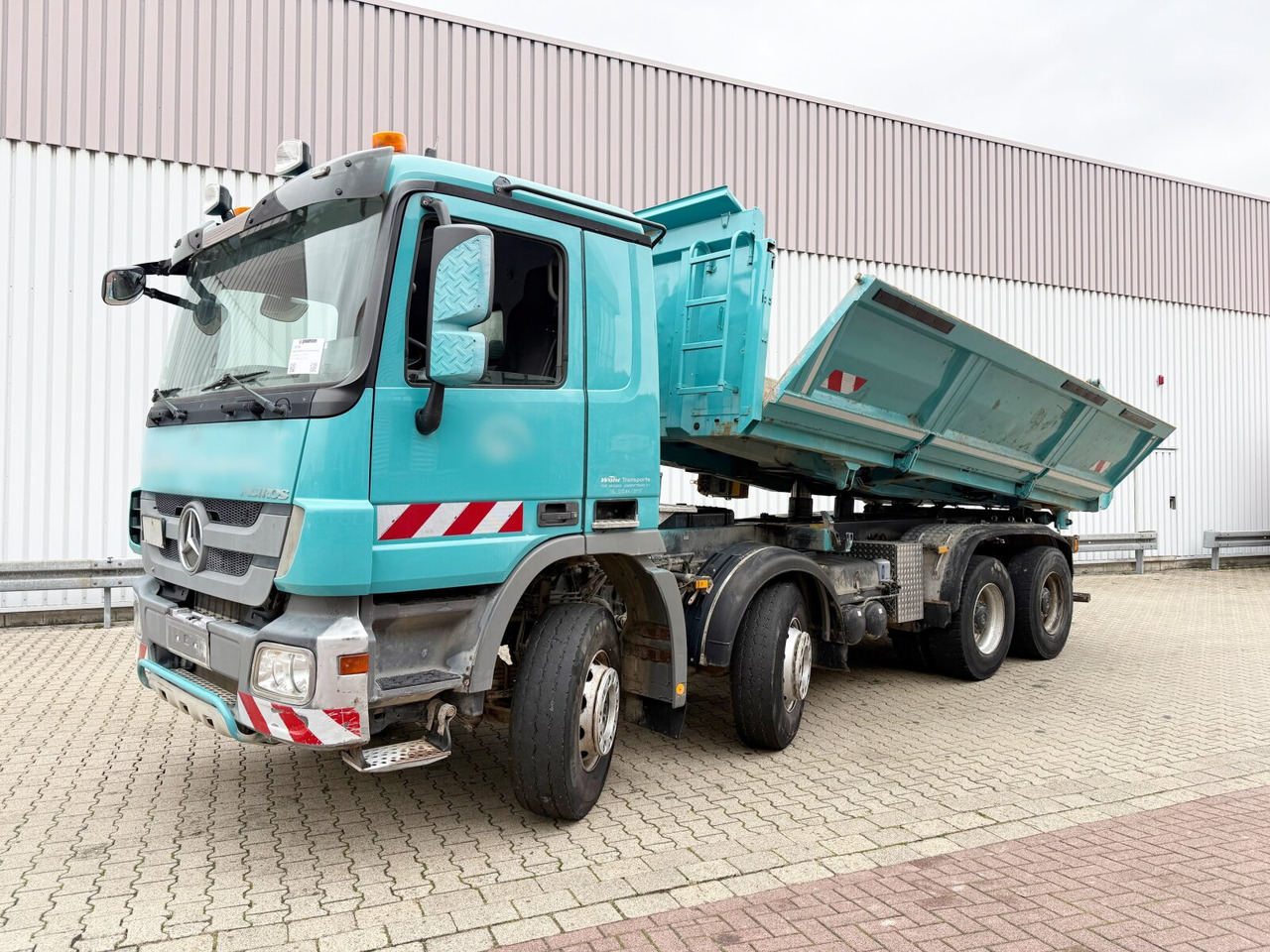 Mercedes-Benz Actros 3241 K 8x4/4 Actros 3241 K 8x4/4, Bordmatik - Camión volquete: foto 1 Mercedes-Benz Actros 3241 K 8x4/4 Actros 3241 K 8x4/4, Bordmatik - Camión volquete: foto 1