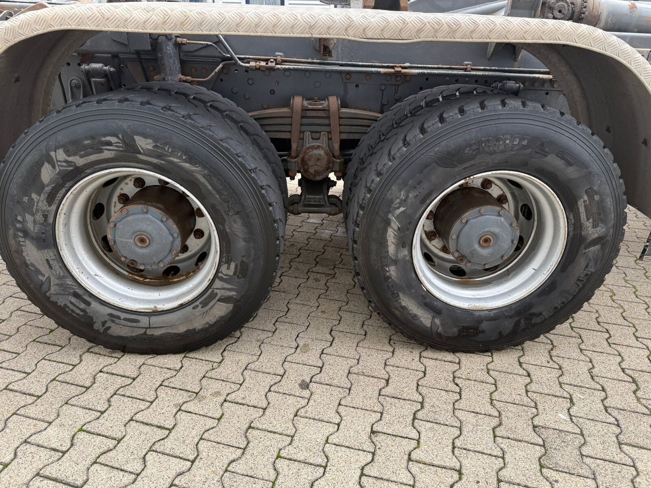 Mercedes-Benz Actros 3346 6x4 Actros 3346 6x4, Retarder, Only Chassis! - Camión chasis: foto 4 Mercedes-Benz Actros 3346 6x4 Actros 3346 6x4, Retarder, Only Chassis! - Camión chasis: foto 4