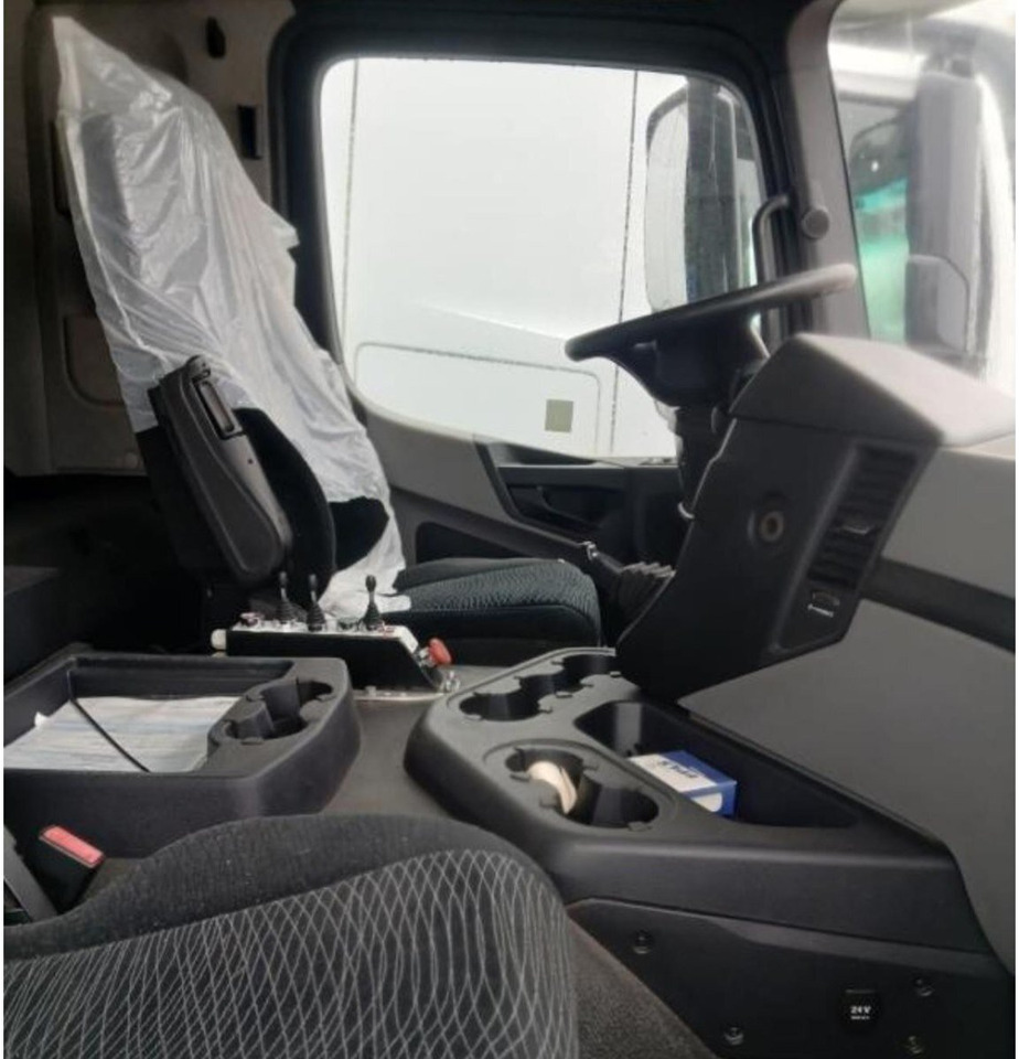 Mercedes-Benz Antos 2540 L 6x2 Antos 2540 L 6x2, Vorlaufachse lenk-,liftbar - Camión portacontenedor de cadenas: foto 2 Mercedes-Benz Antos 2540 L 6x2 Antos 2540 L 6x2, Vorlaufachse lenk-,liftbar - Camión portacontenedor de cadenas: foto 2