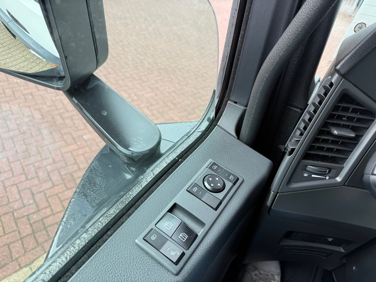 Leasing de Mercedes-Benz Arocs 1827 A 4x4 Arocs 1827 A 4x4, Ex-! Mercedes-Benz Arocs 1827 A 4x4 Arocs 1827 A 4x4, Ex-!: foto 6 Leasing de Mercedes-Benz Arocs 1827 A 4x4 Arocs 1827 A 4x4, Ex-! Mercedes-Benz Arocs 1827 A 4x4 Arocs 1827 A 4x4, Ex-!: foto 6