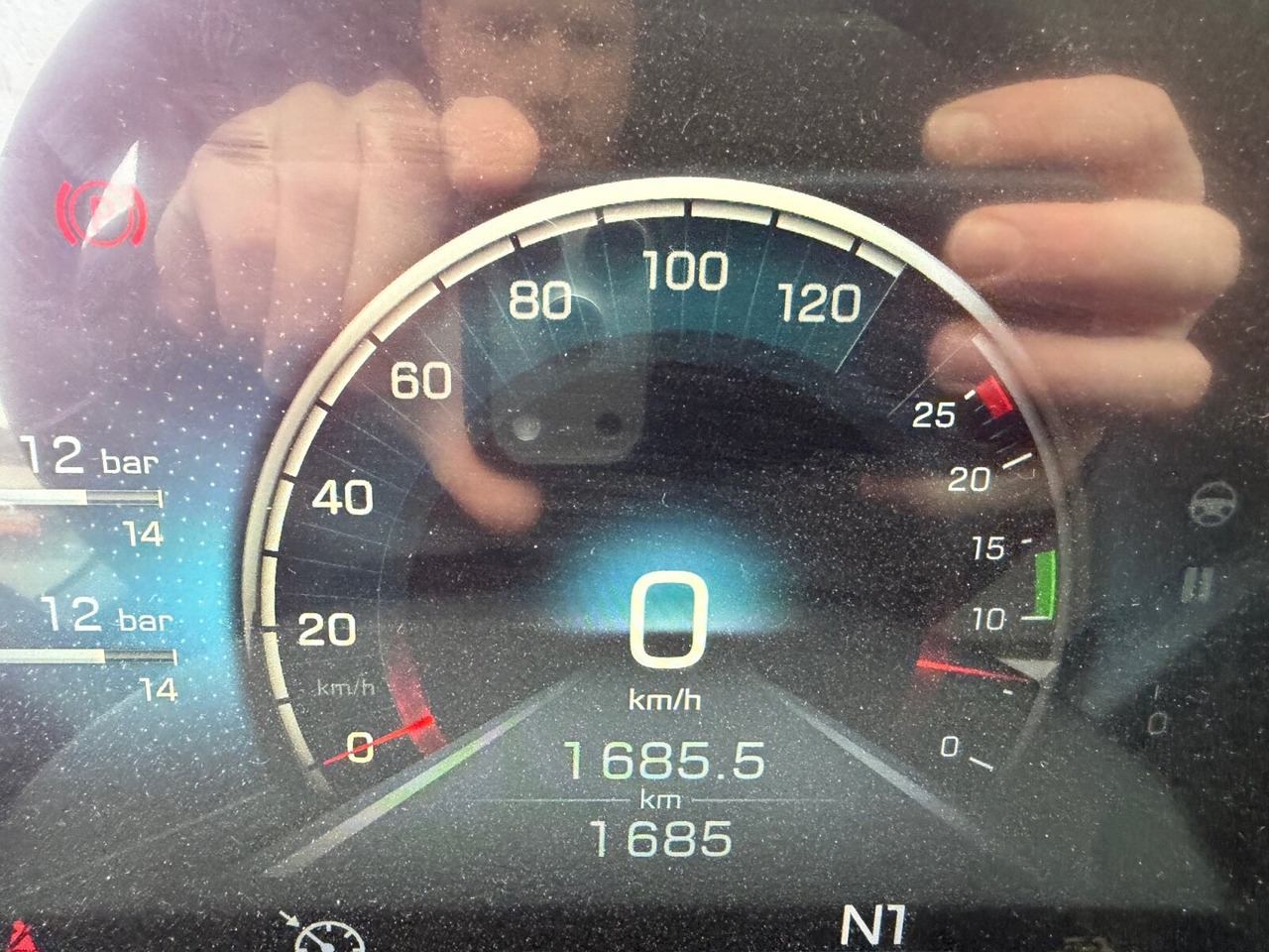 Mercedes-Benz Arocs 1840 K 4x2 Arocs 1840 K 4x2, MultimediaCockpit, 2x Nebenantrieb, NMV & Motorabtrieb - Camión multibasculante: foto 4 Mercedes-Benz Arocs 1840 K 4x2 Arocs 1840 K 4x2, MultimediaCockpit, 2x Nebenantrieb, NMV & Motorabtrieb - Camión multibasculante: foto 4