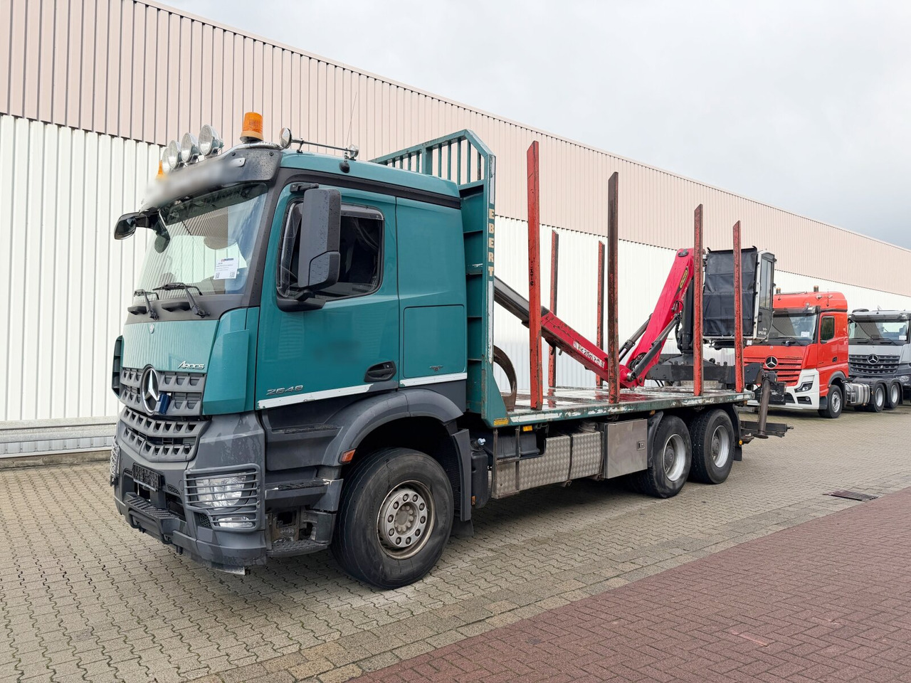 Mercedes-Benz Arocs 2648 6x4 Arocs 2648 6x4 mit Heckkran Epsilon M12Z83, Krankabine - Camión forestal, Camión grúa: foto 1 Mercedes-Benz Arocs 2648 6x4 Arocs 2648 6x4 mit Heckkran Epsilon M12Z83, Krankabine - Camión forestal, Camión grúa: foto 1