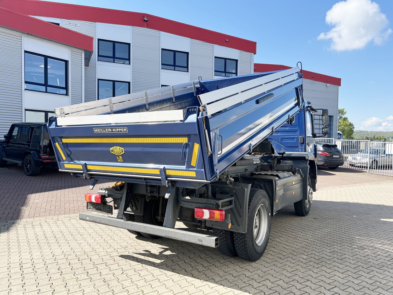 Camión volquete Mercedes-Benz Atego 1323 AK 4x4 Atego 1323 AK 4x4: foto 10