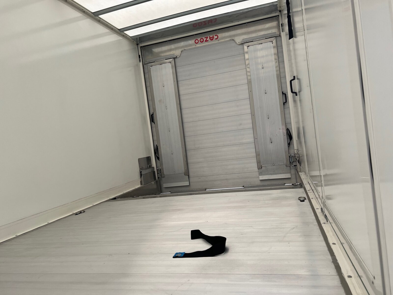 Mercedes-Benz Sprinter 516 FG 4x2 Sprinter 516 FG 4x2, MBUX, Autotransporter Comear - Furgón: foto 4 Mercedes-Benz Sprinter 516 FG 4x2 Sprinter 516 FG 4x2, MBUX, Autotransporter Comear - Furgón: foto 4