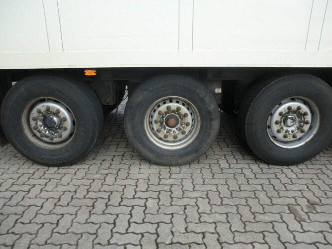 Schmitz Cargobull SKO 24 - Semirremolque frigorífico: foto 3 Schmitz Cargobull SKO 24 - Semirremolque frigorífico: foto 3