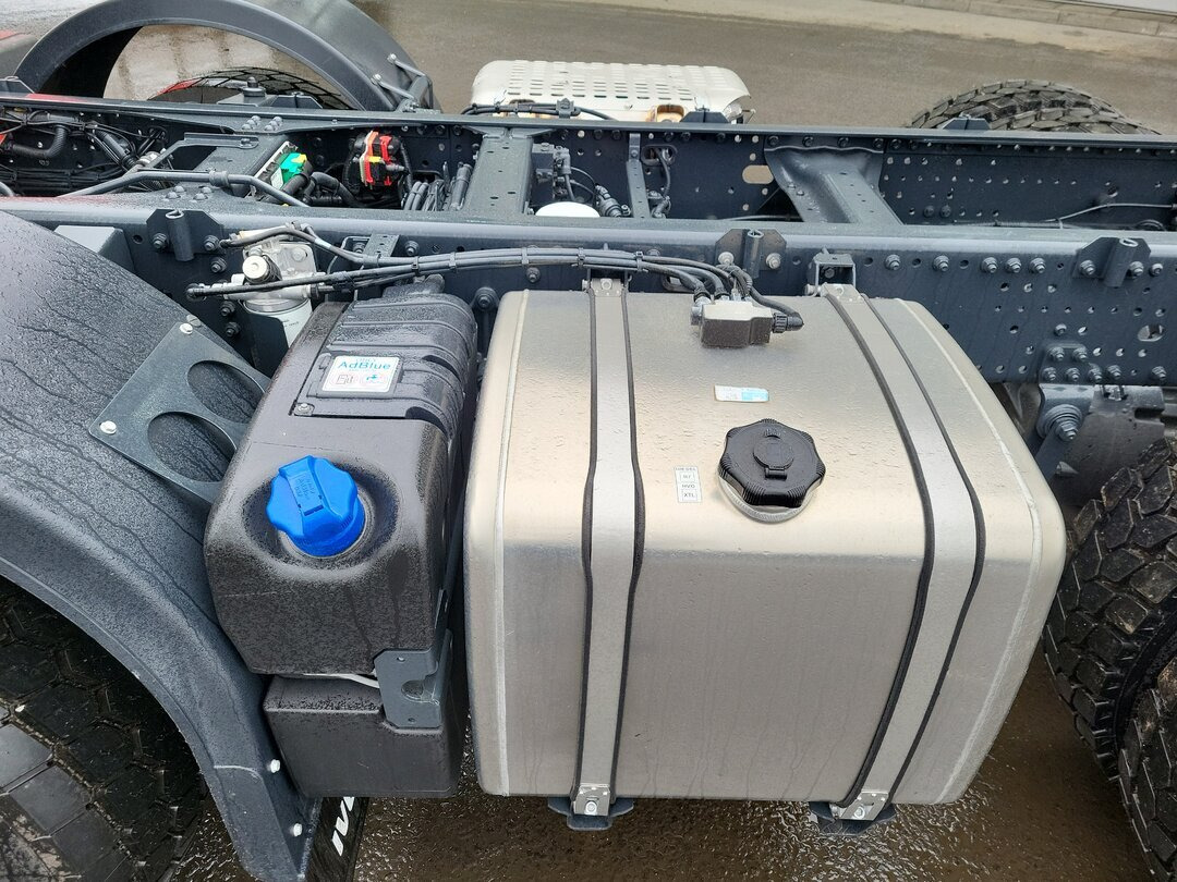 T-Way AT410T51/58 8x4 T-Way AT410T51/58 8x4, Retarder, 4x VORHANDEN! - Camión volquete: foto 3 T-Way AT410T51/58 8x4 T-Way AT410T51/58 8x4, Retarder, 4x VORHANDEN! - Camión volquete: foto 3